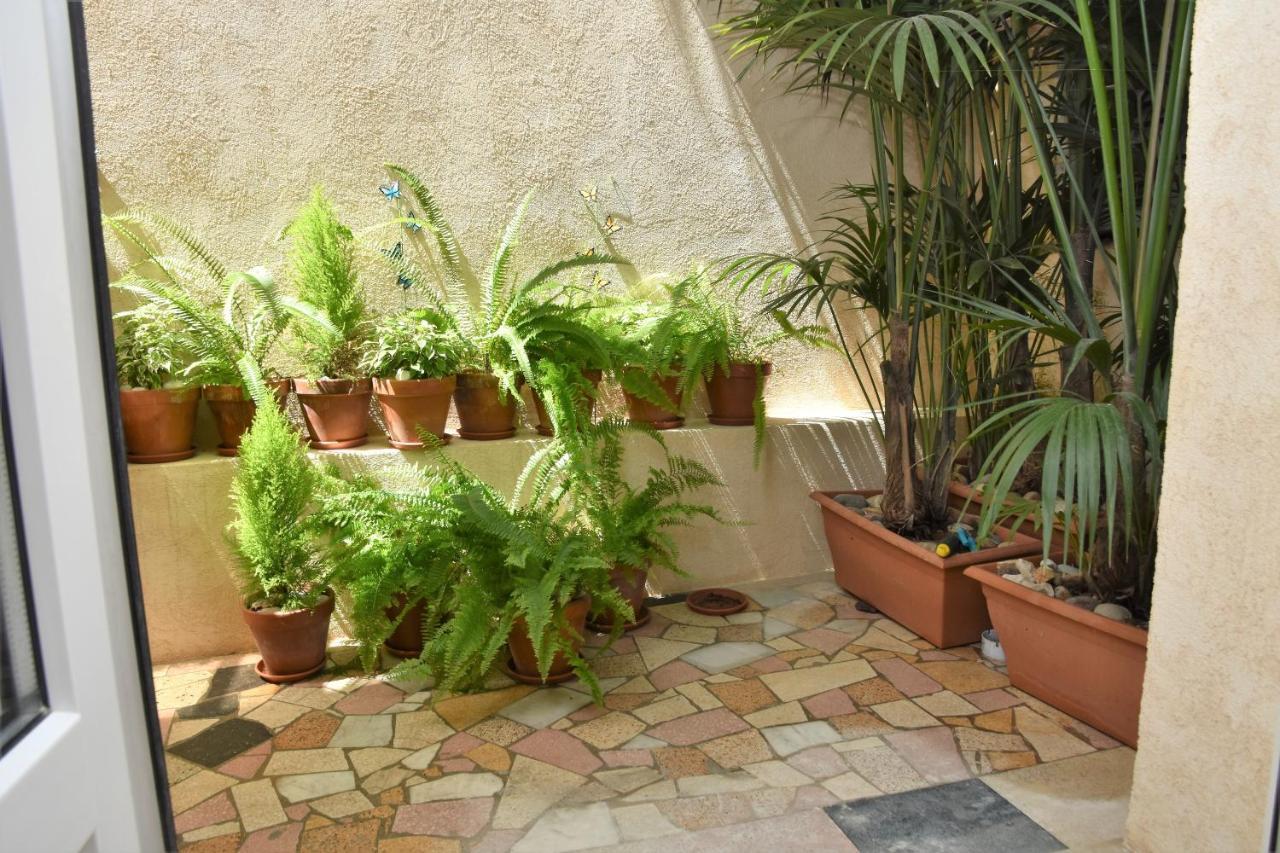 Bellecour Loft Apartment Menton Bagian luar foto